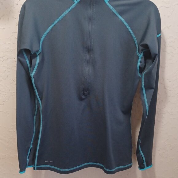 Nike Pro Women’s Medium Dri-Fit Running Top – Gray with Teal Accents - Picture 4 of 16